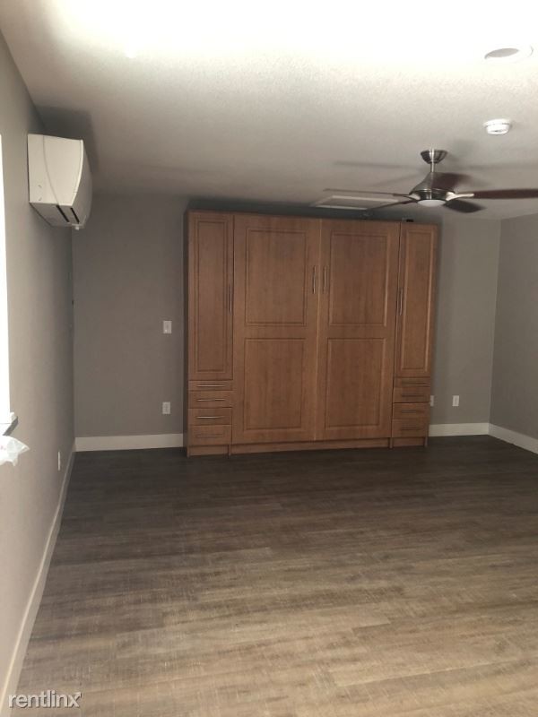 Foto del edificio - 210 E Oak St