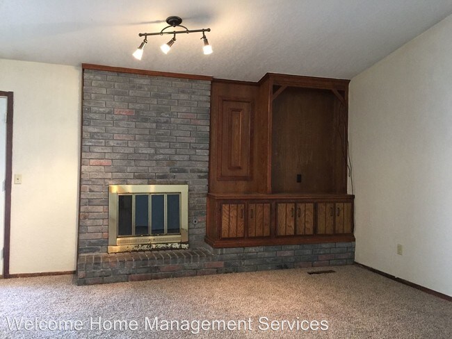 Building Photo - 1357 W Cedarbrook Ln