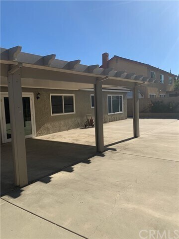 Building Photo - 2283 Lerona Ave