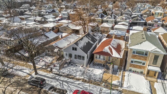 Building Photo - 2142 N Mobile Ave