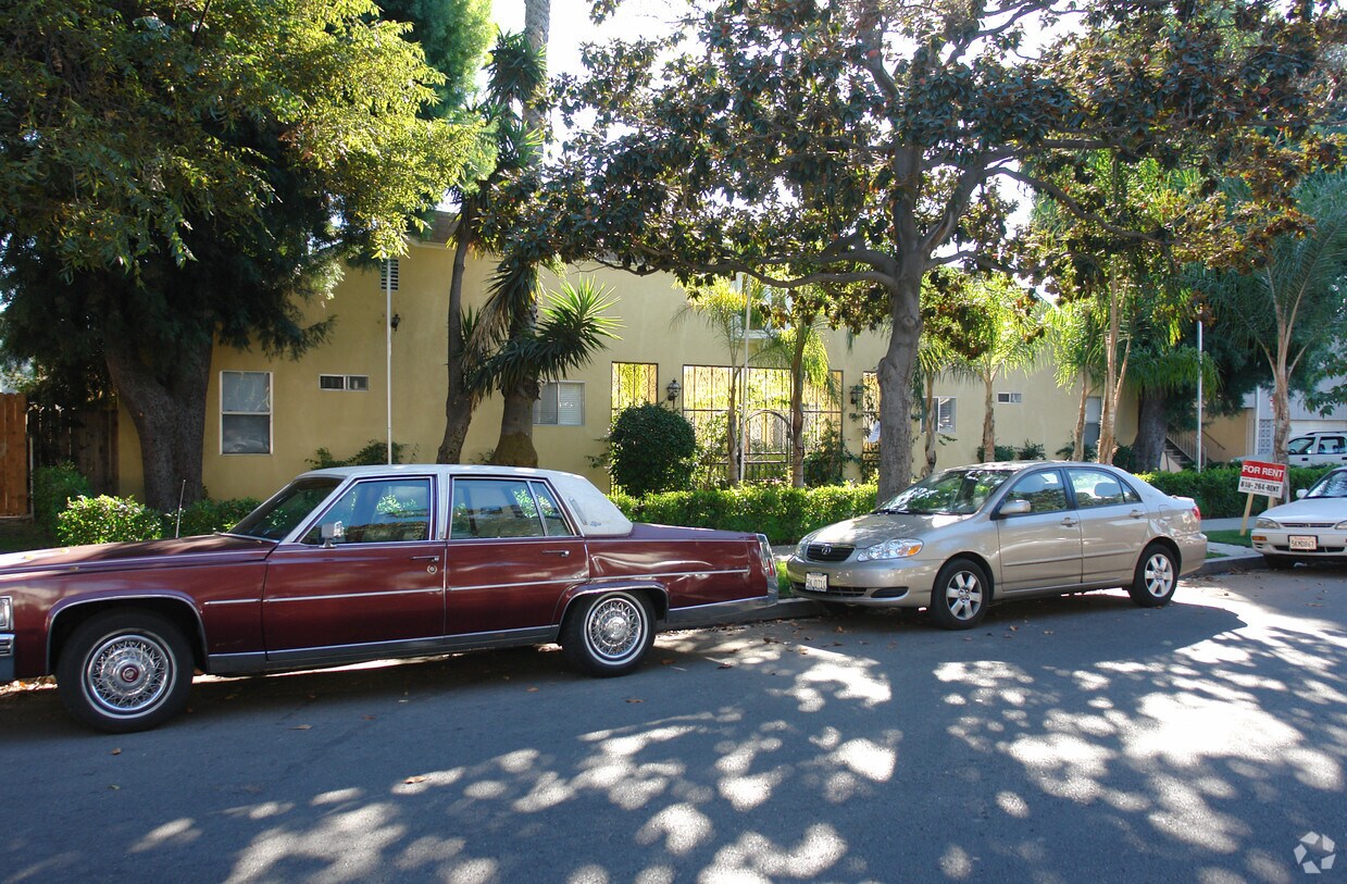 Foto principal - 616 E Garfield Ave