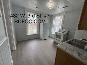 Building Photo - 432 W 3rd St