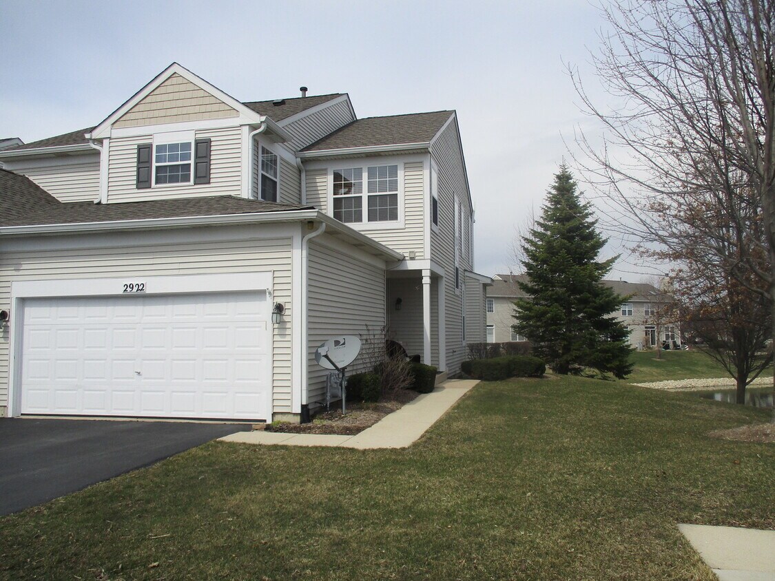 2922 Sheehan Dr, Naperville, IL 60564 Townhome Rentals in Naperville
