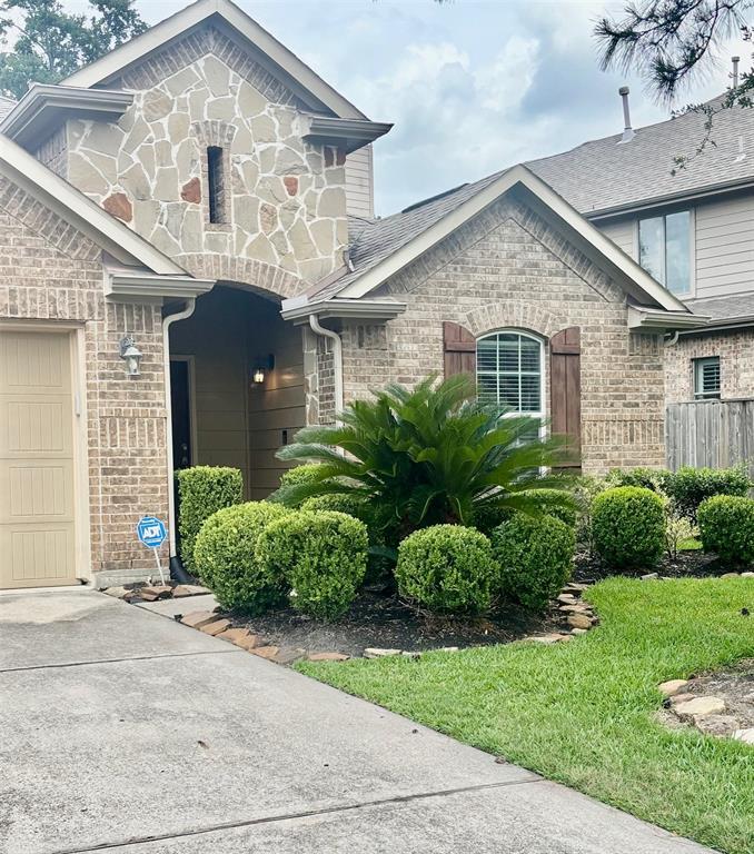 Foto principal - 17023 Tallgrass Prairie Ln
