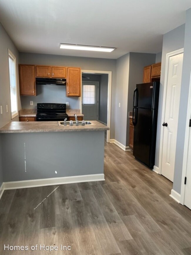 Building Photo - 2 br, 1 bath House - 7-B Verner Springs Rd.