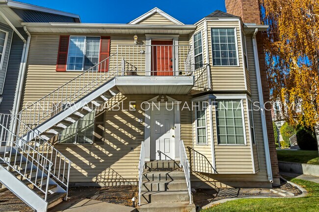 Building Photo - 611 N 700 E