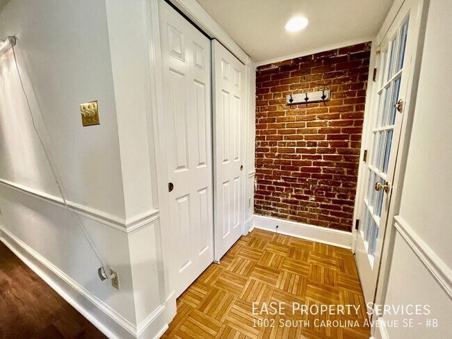 Foto del edificio - 1002 South Carolina Ave SE