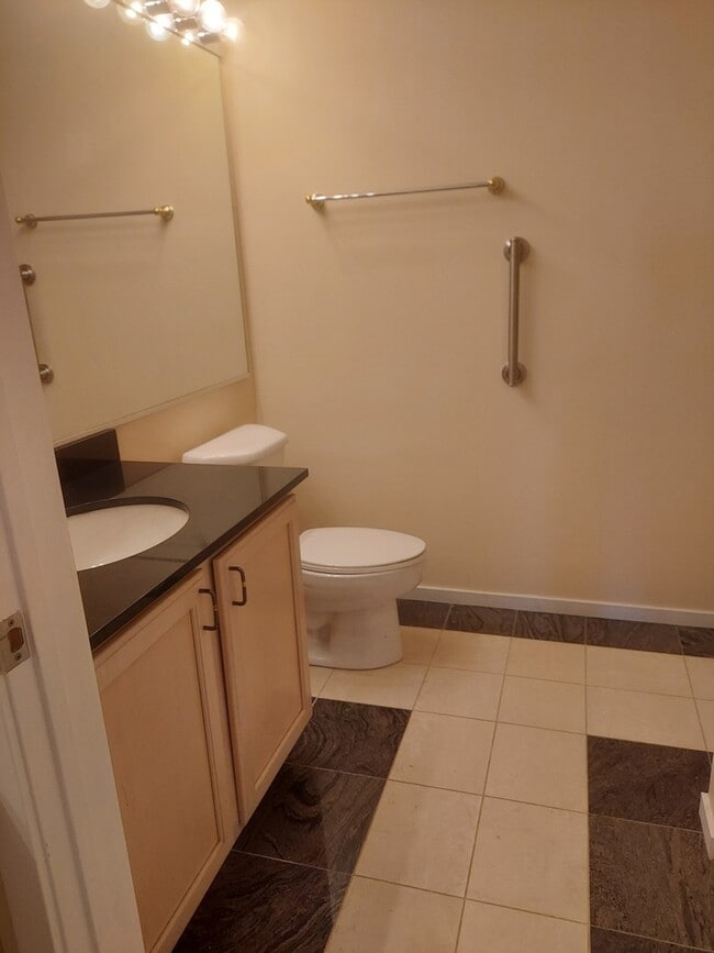 Foto del edificio - 1000 E 53rd St