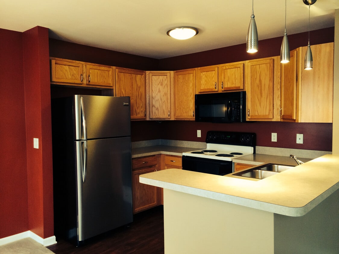 15451 Claremont Dr Unit 18, Clinton Township, MI 48038 Condo for Rent in Clinton Township, MI