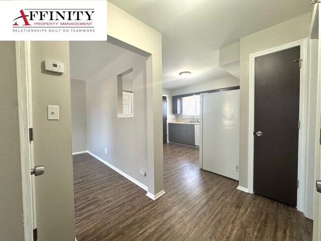 Building Photo - 4208-4214-4214 NW 57th Terrace
