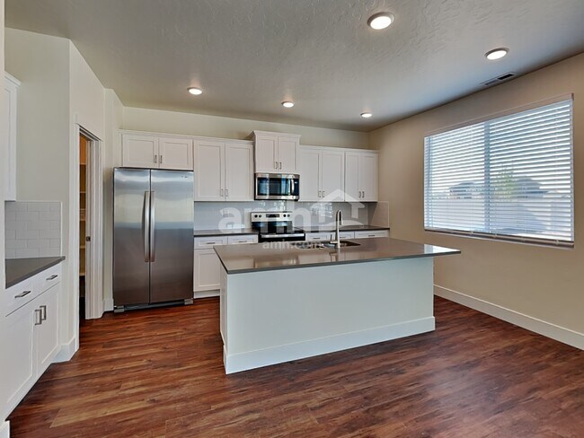 Foto del edificio - 9357 W Dove Creek St