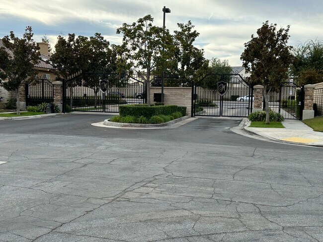 Foto del edificio - Beautiful Home in Mayfaire in the SW-$2,50...