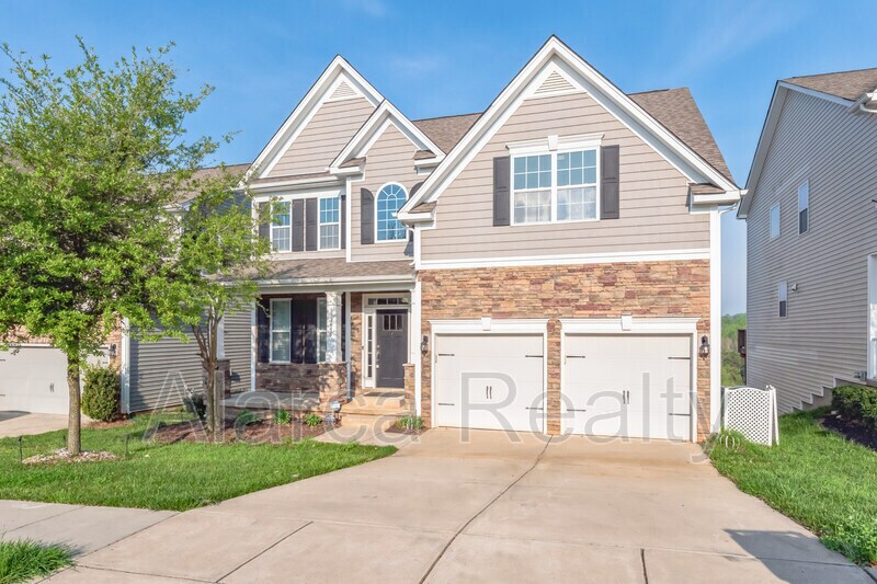 9615 Elgin Moor Rd, Charlotte, NC 28278 House for Rent in Charlotte