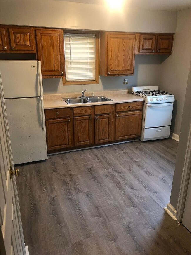 Building Photo - 4228-4230-4230 N 39th St