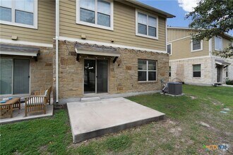Building Photo - 1620 Bryant Dr