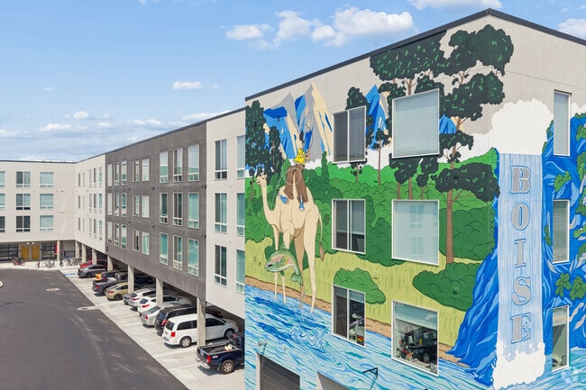 Alternate Community Image - The Franklin Apartments