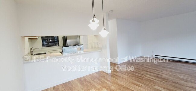 Photo - 4002 S 158th St House