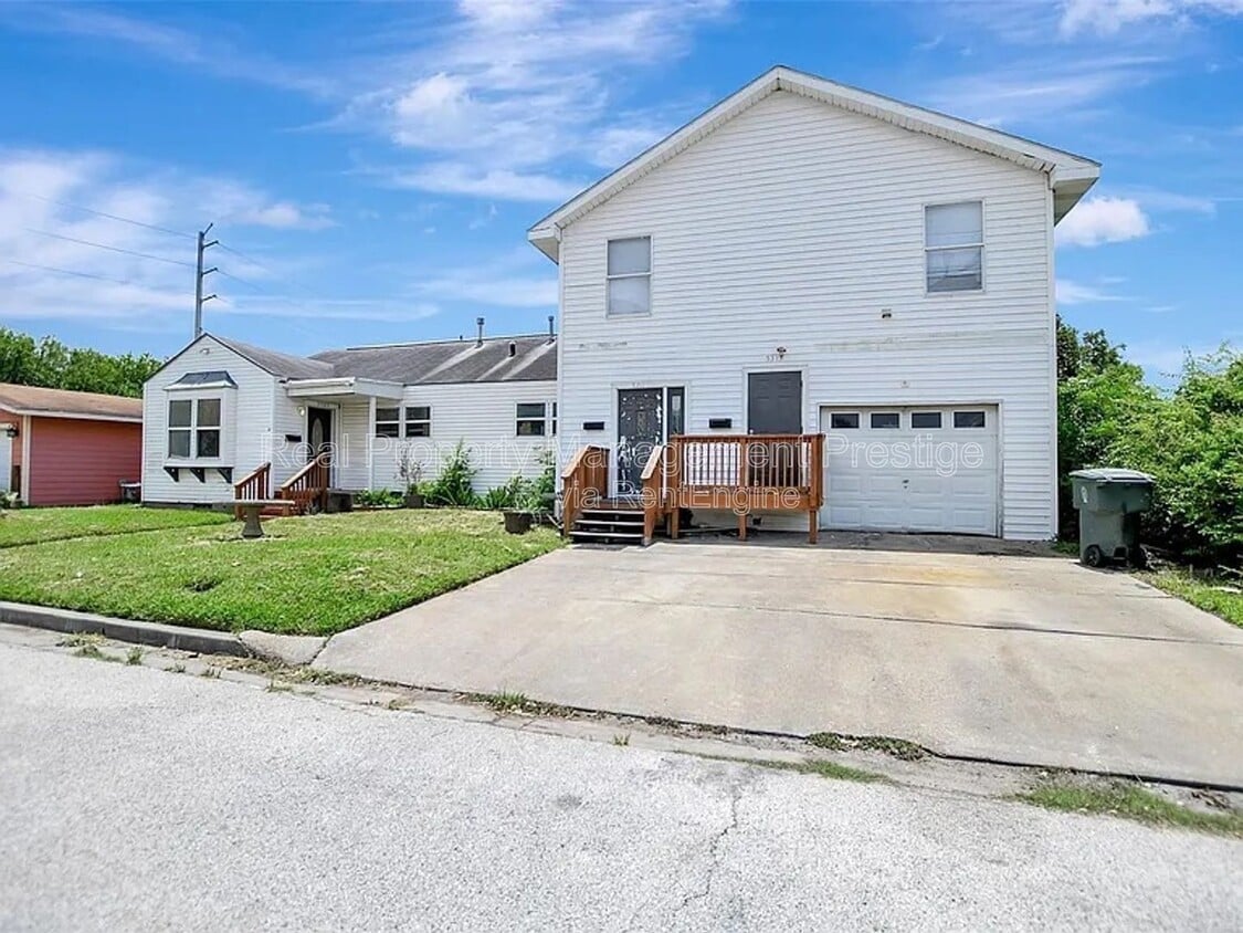 Photo - 5313 Perry Avenue