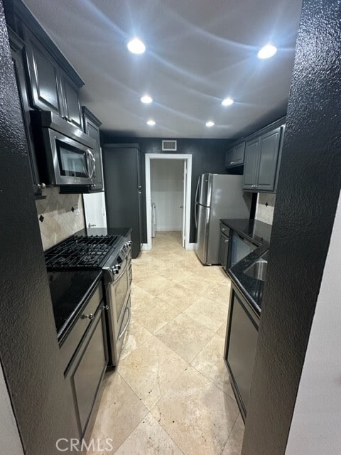Building Photo - 148 Woodburne