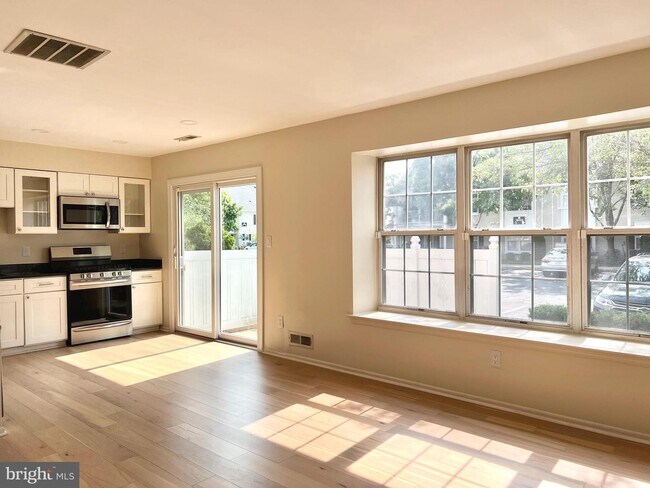 Foto del edificio - 2001 Saxony Dr