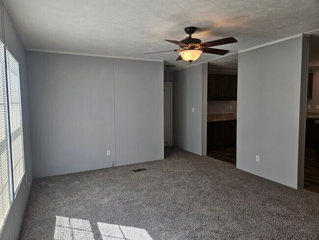 Foto del edificio - 179 Lynnwood Cir
