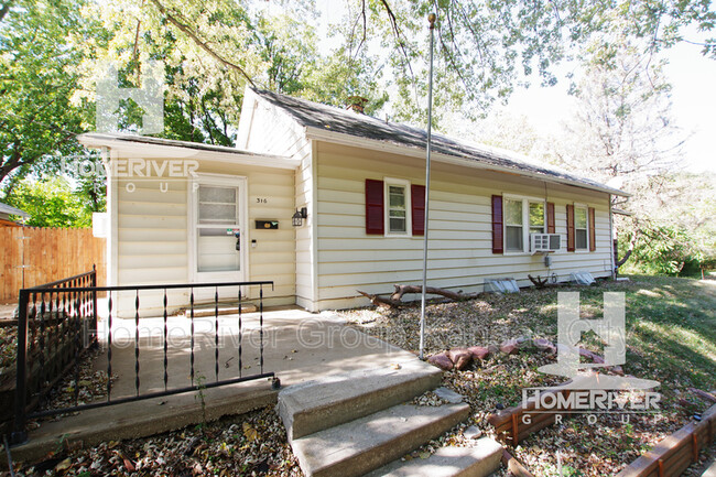 Building Photo - 316 Hammond St