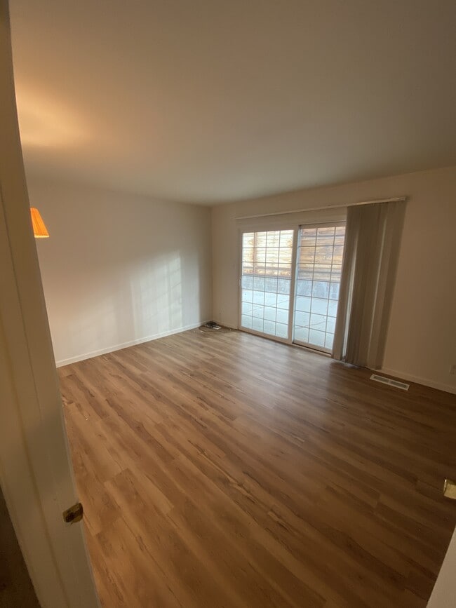 Foto del edificio - 1431 Rancho Way