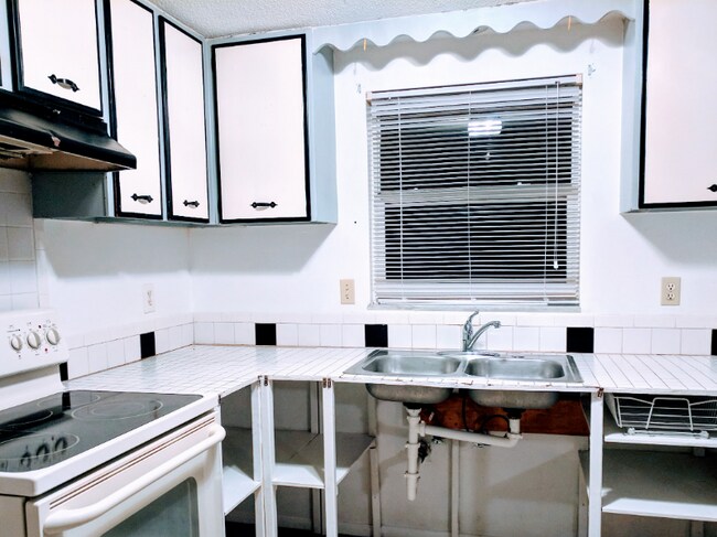 Foto del edificio - 8283 Pelican Rd