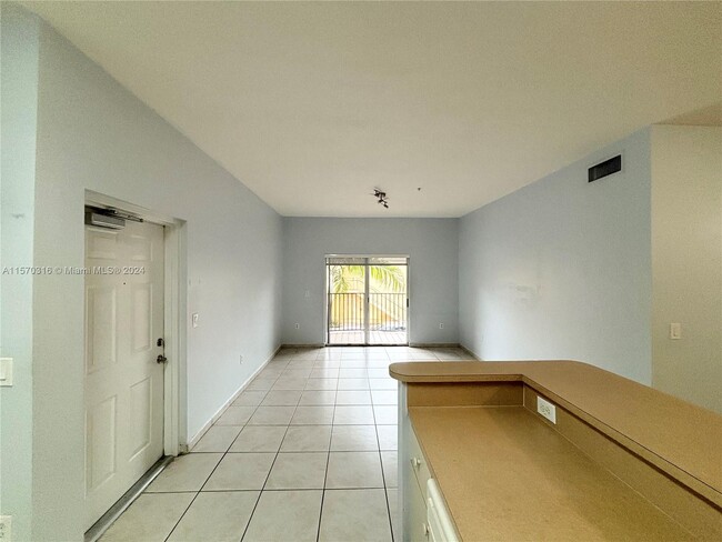 Building Photo - 7300 NW 114th Ave
