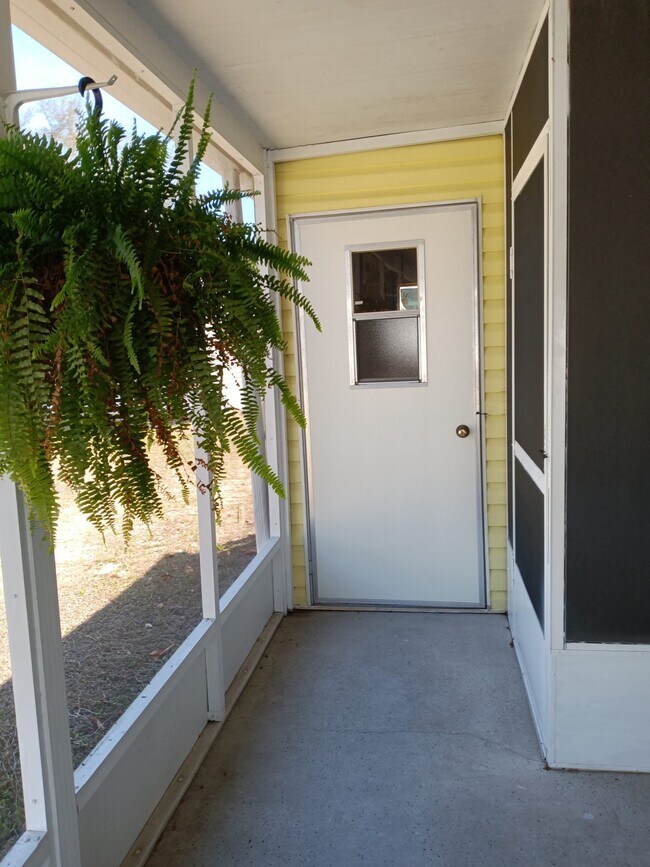 Foto del edificio - 104 Tanglewood Ln