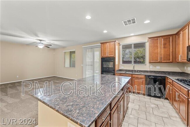 Foto del edificio - 7407 Rainford St