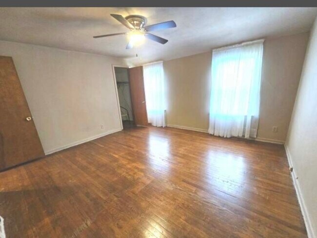 Foto del edificio - 1376 Wentworth Ave