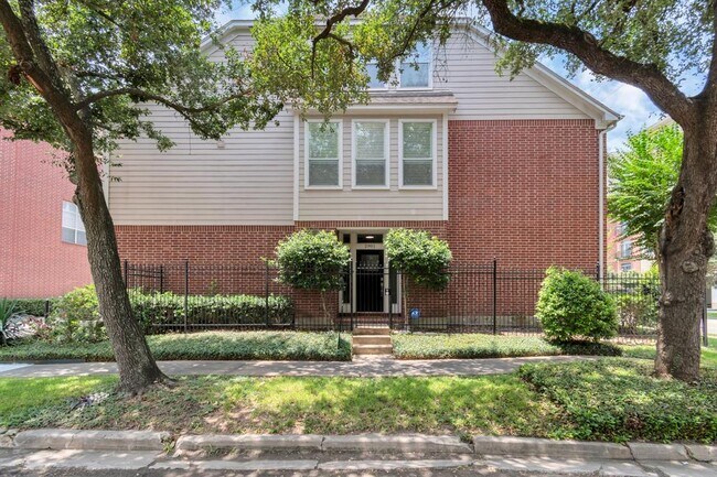 Foto del edificio - 2901 W Dallas St