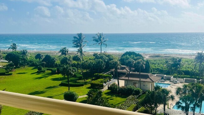 Foto del edificio - 3400 N Ocean Dr