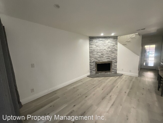 Building Photo - 3 br, 2 bath House - 6100 Arbutus Ave. # 30