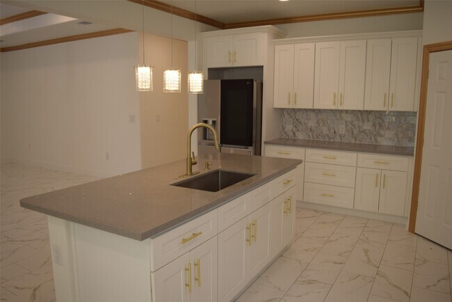 Foto del edificio - 445 County Rd 5102J