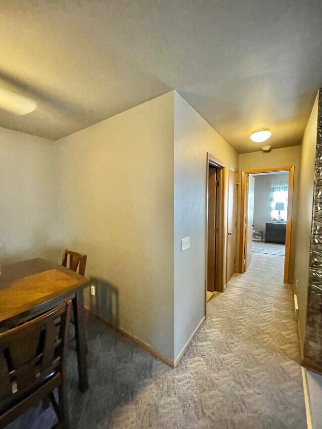 Foto del edificio - 76 W Washington St