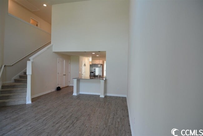 Building Photo - 1109 Fairway Ln