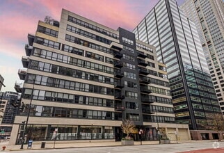 Building Photo - 130 S Canal St