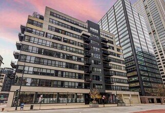 Building Photo - 130 S Canal St