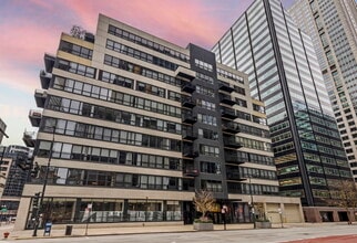 Building Photo - 130 S Canal St