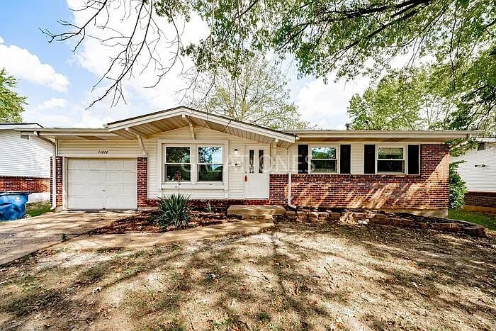 Primary Photo - 11020 Linnell Dr