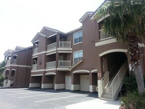 Building Photo - 8849 Villa View Cir