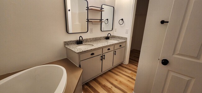 Building Photo - 8625 Laredo St