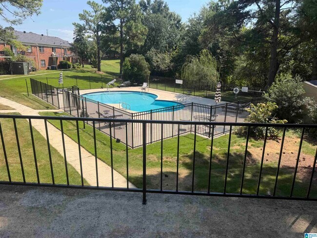 Foto del edificio - 3408 Sandner Ct