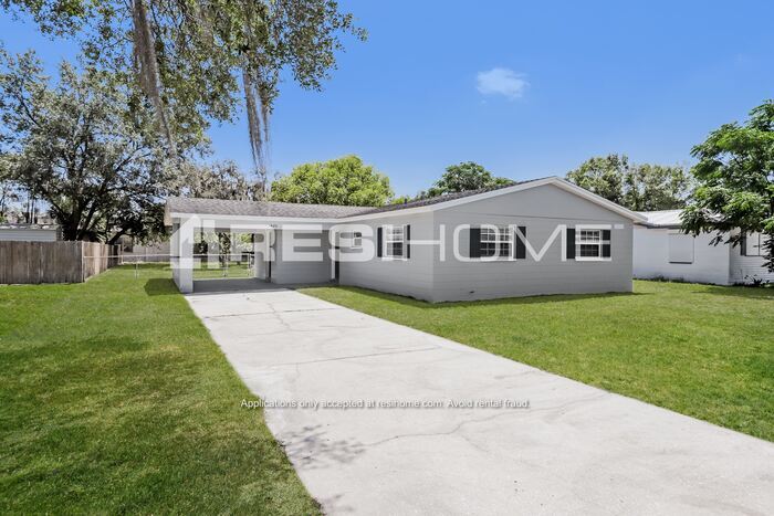 Primary Photo - 1420 Dolphin Dr