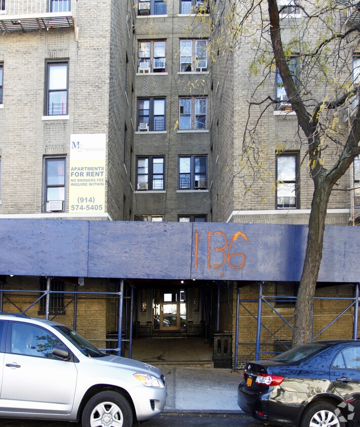 Foto del edificio - Elbay Court