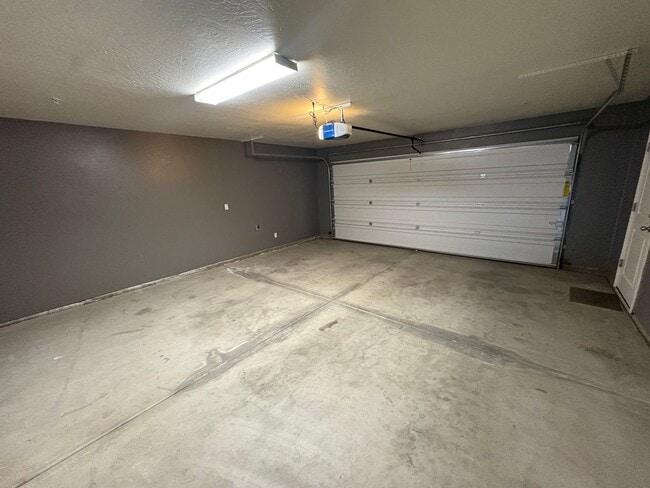 Building Photo - 2113 N Highland St