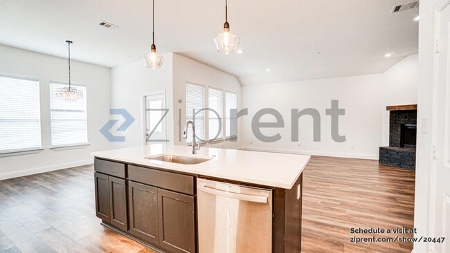 Foto del edificio - 631 Gould St