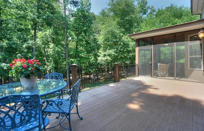 Foto del edificio - 14504 Henry Harrison Stillwell Dr